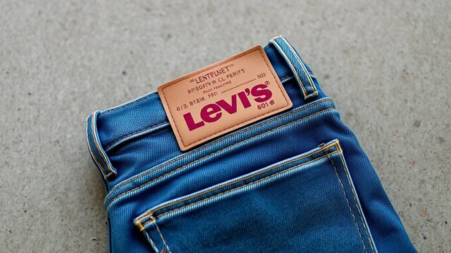 リーバイス505のサイズ感が謎すぎ？🧐 ジャストorオーバーでぜんぜん違う！失敗しない選び方を徹底解説